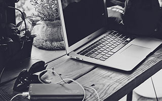 德赢中国官网-LCK教练战术调整成效显著，lckdk教练是谁